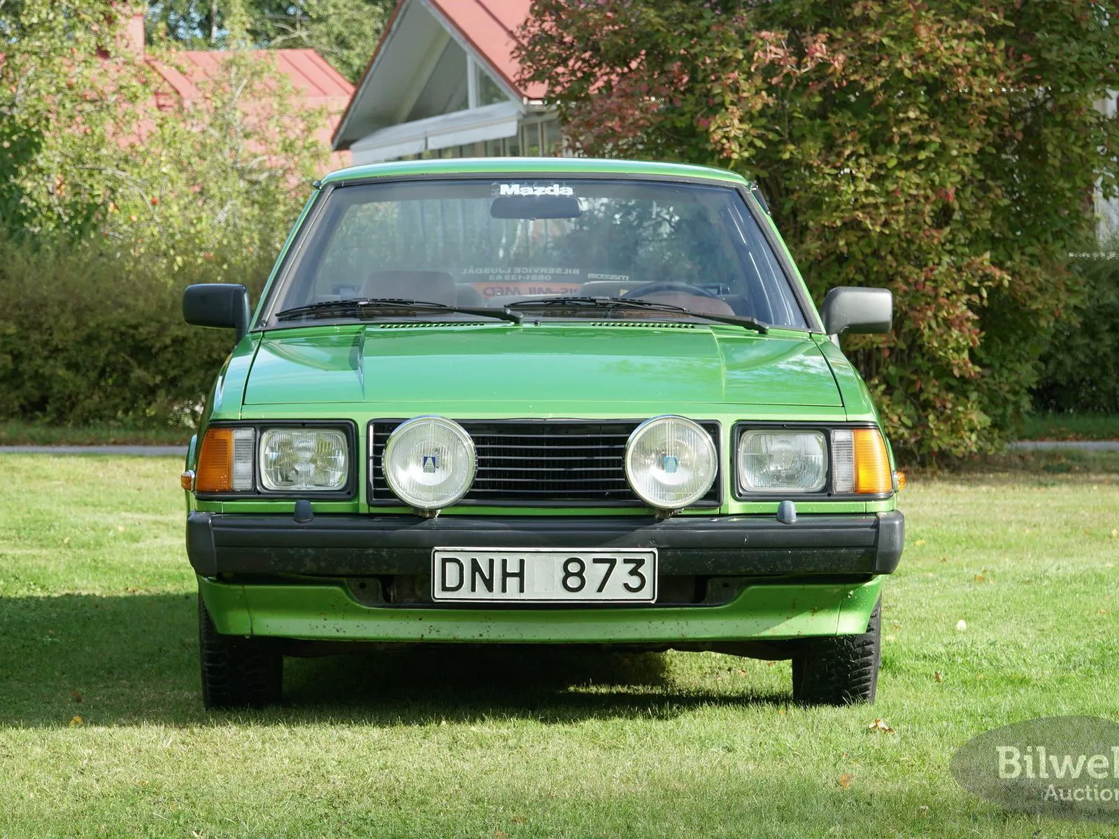 Vehicle image 11
