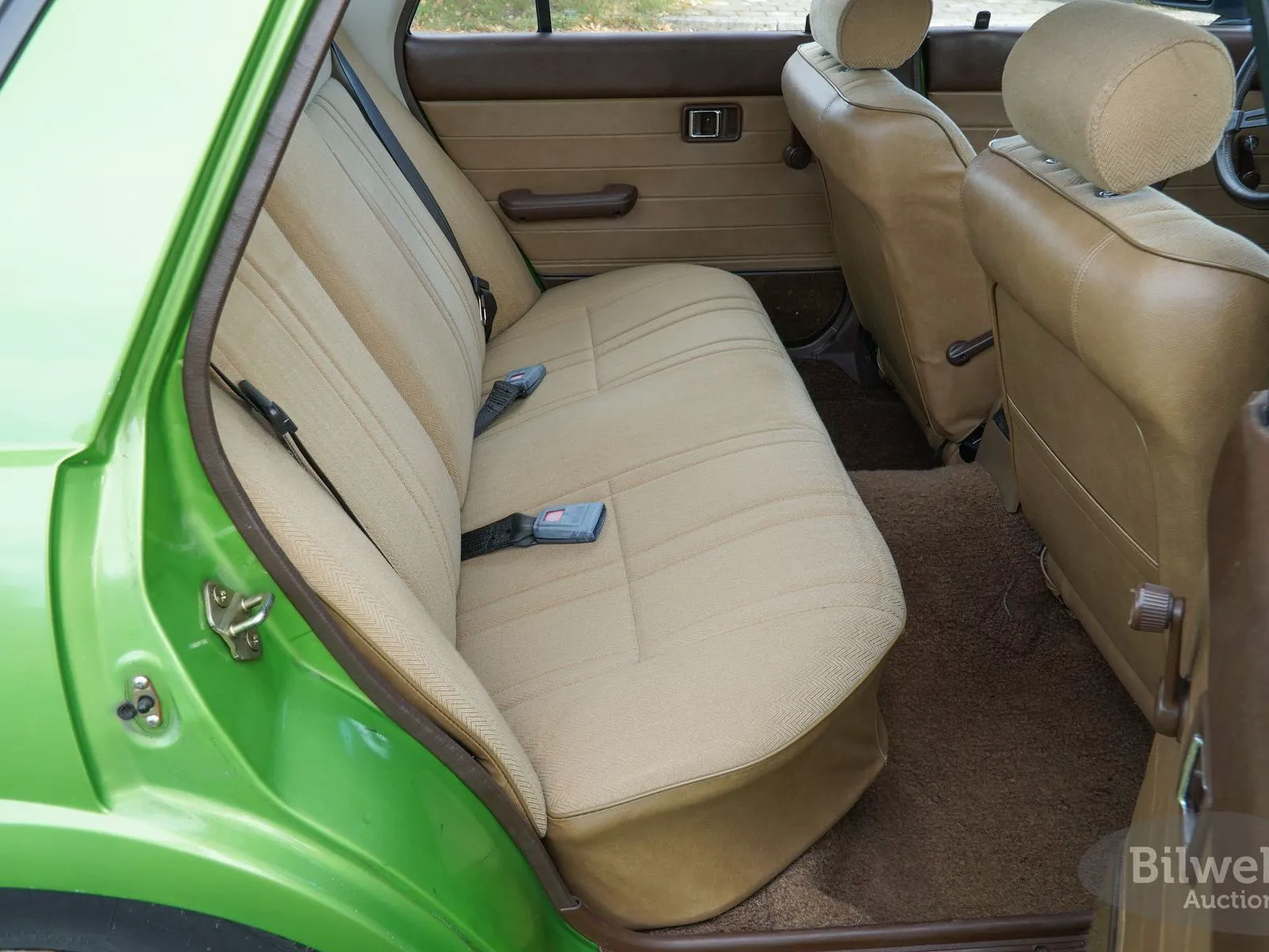 Vehicle image 39