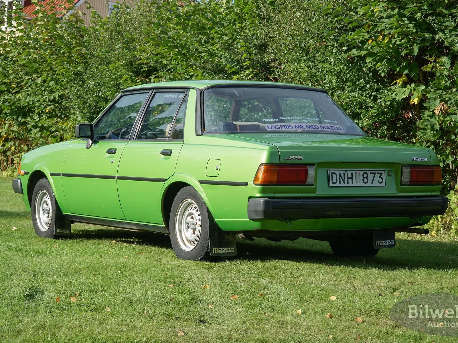 Vehicle image 9