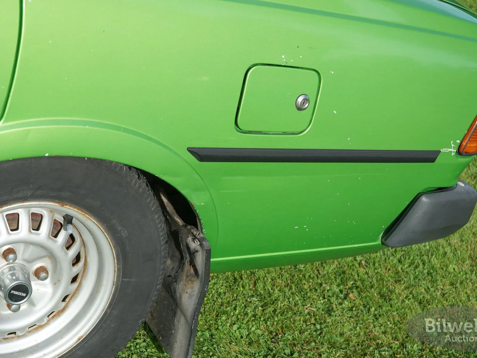 Vehicle image 18