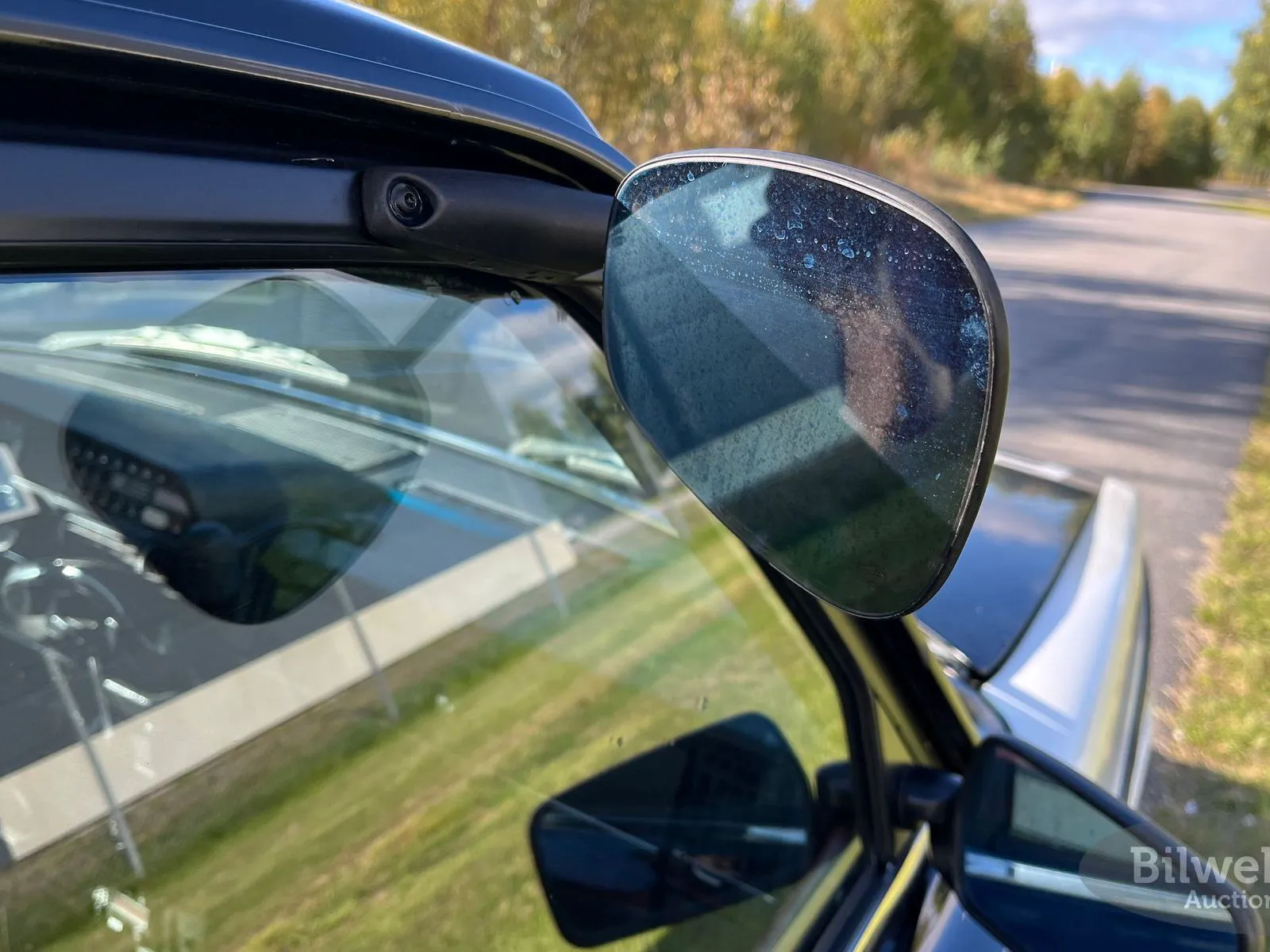 Vehicle image 117
