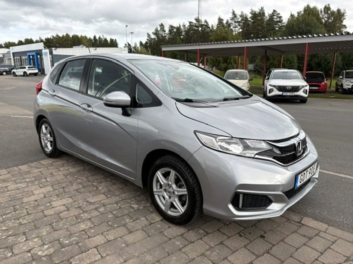 Vehicle image 1