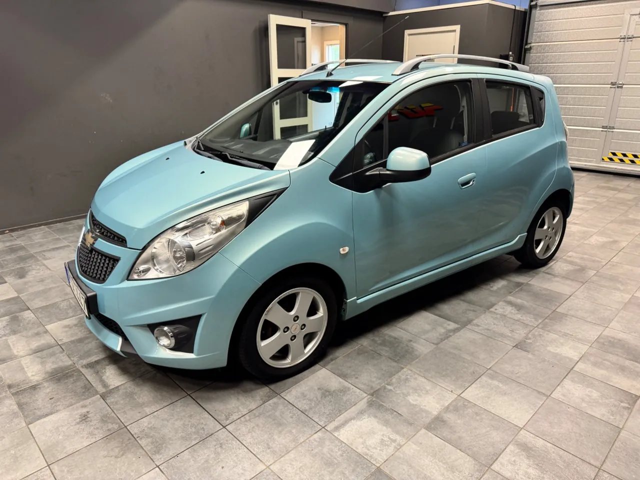 Vehicle image 2