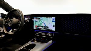 Mercedes CLA350 bild 3
