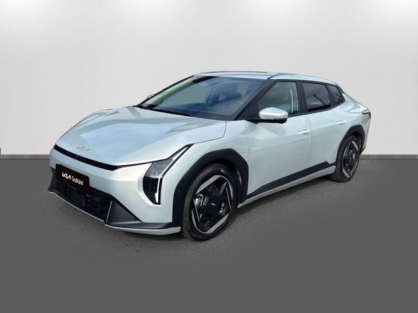 Kia EV4 FASTBACK PLUS FWD LONG RANGE - 2026