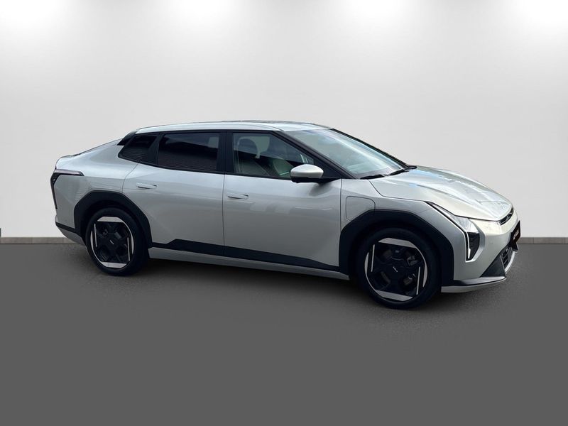 Kia EV4 bild 3