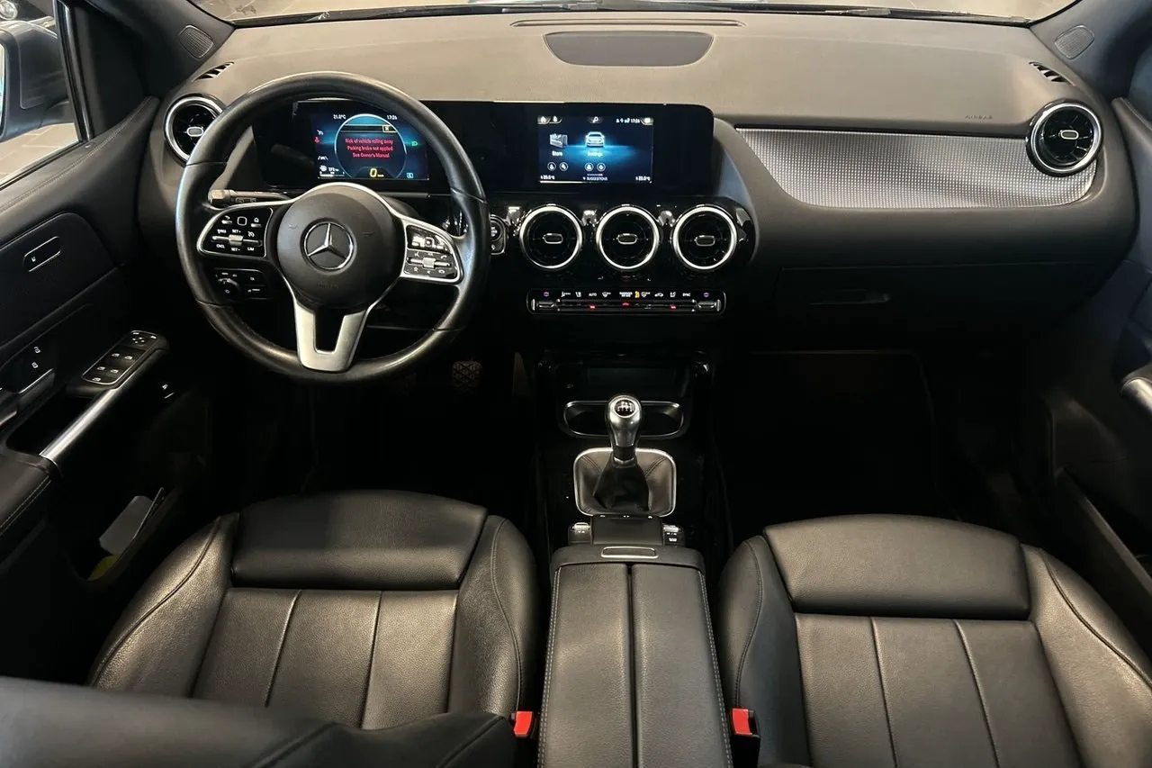 Vehicle image 20