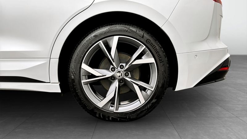 Skoda Enyaq bild 6