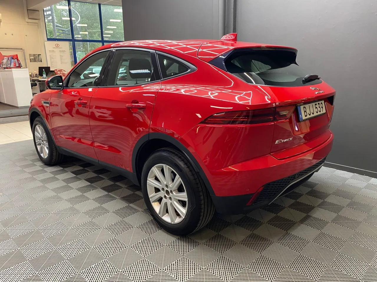 Vehicle image 2