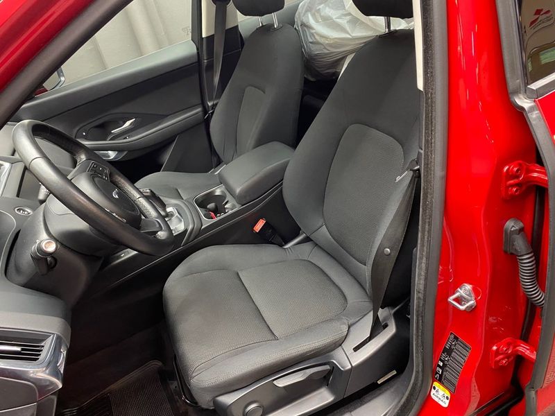 Jaguar E-Pace bild 6