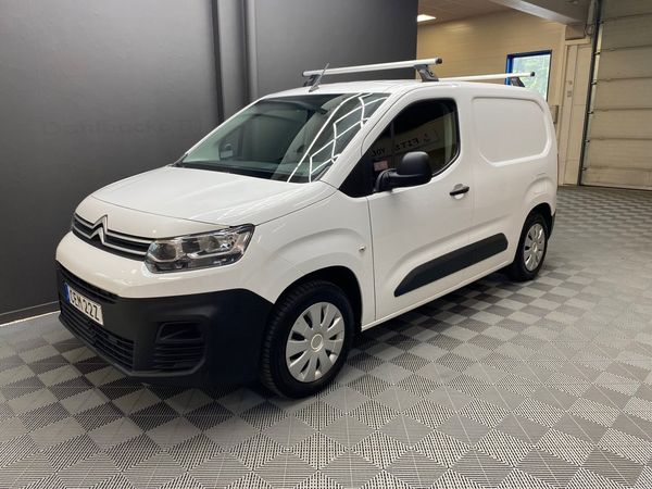 Citroen Berlingo Van 1.5 BlueHDi Värmare / Drag / Leasebar - 2022