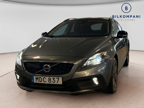 Volvo V40 Cross Country 190hk D4 Summum Business Panorama Dragkrok - 2016