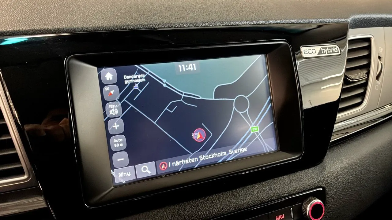 Vehicle image 14
