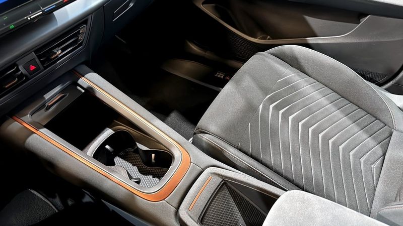 Cupra Born bild 15