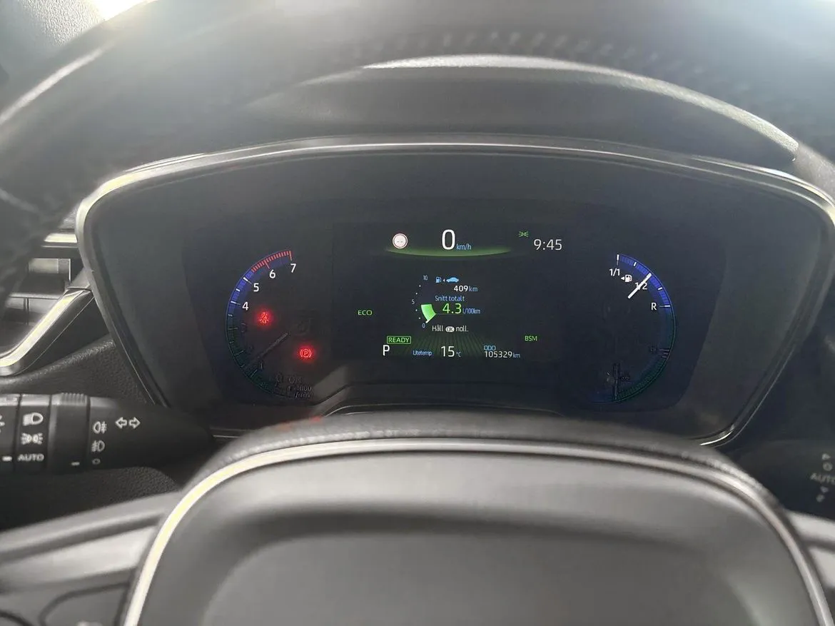 Vehicle image 14