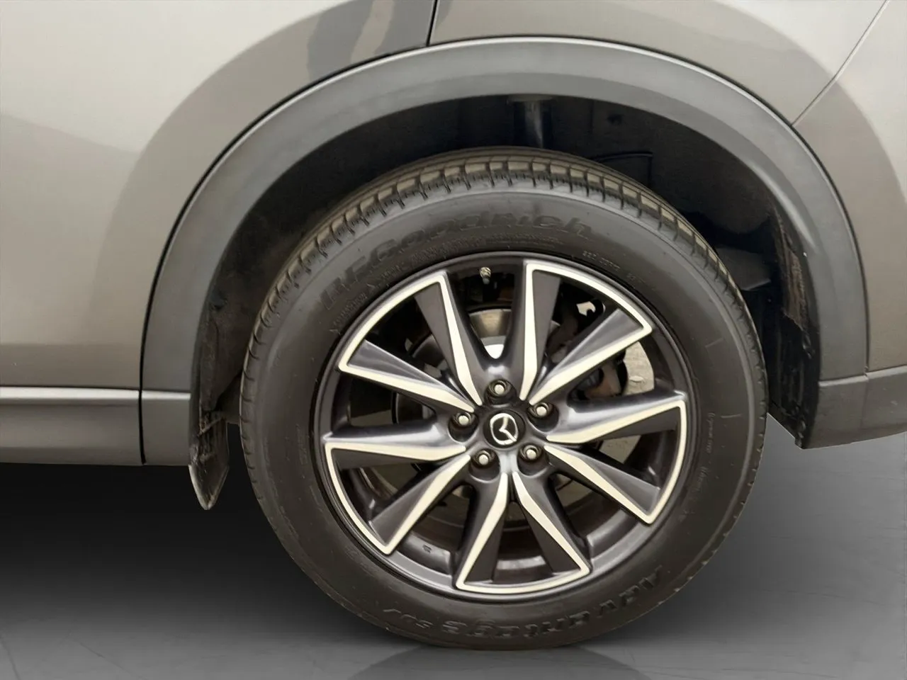 Vehicle image 30