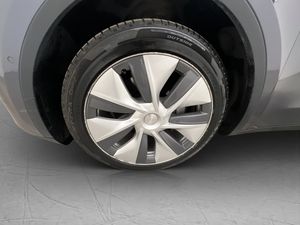 Tesla Model Y bild 29