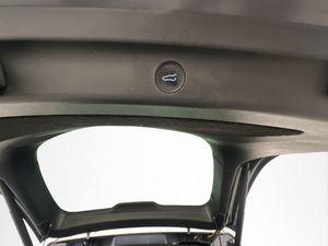 Tesla Model Y bild 11