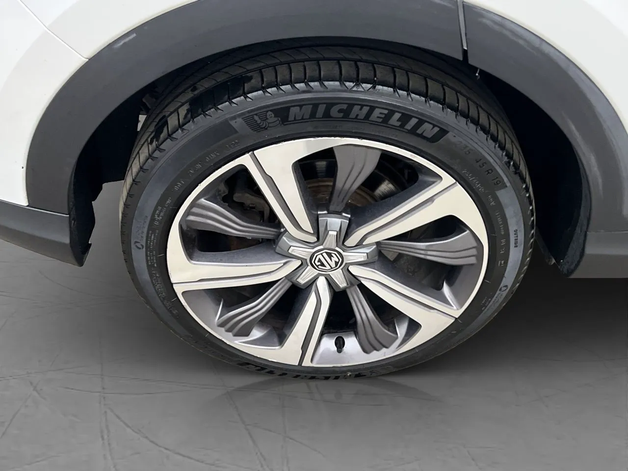 Vehicle image 37