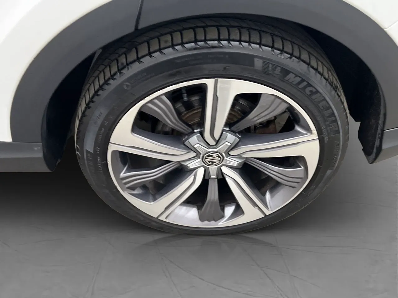 Vehicle image 36