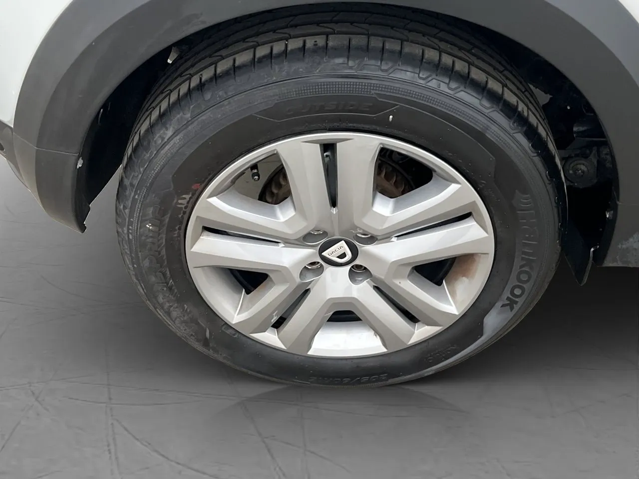 Vehicle image 31