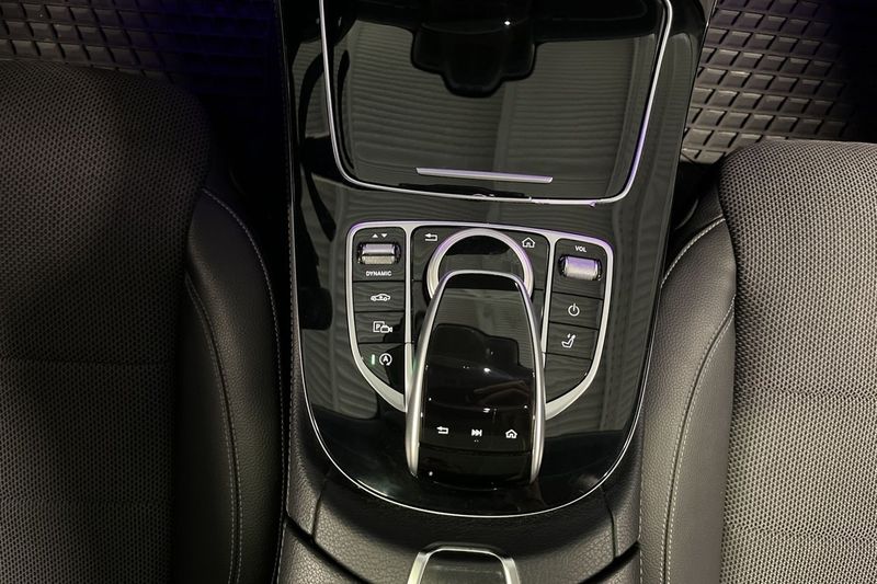 Mercedes E220 bild 22