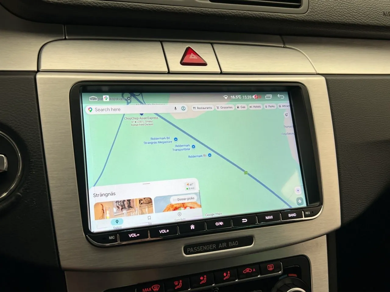 Vehicle image 21