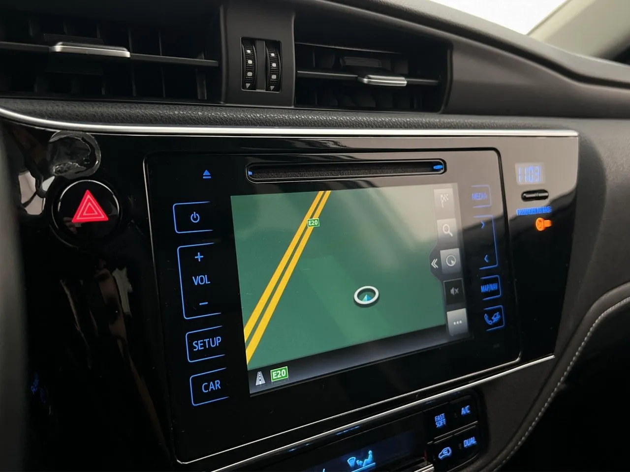 Vehicle image 21