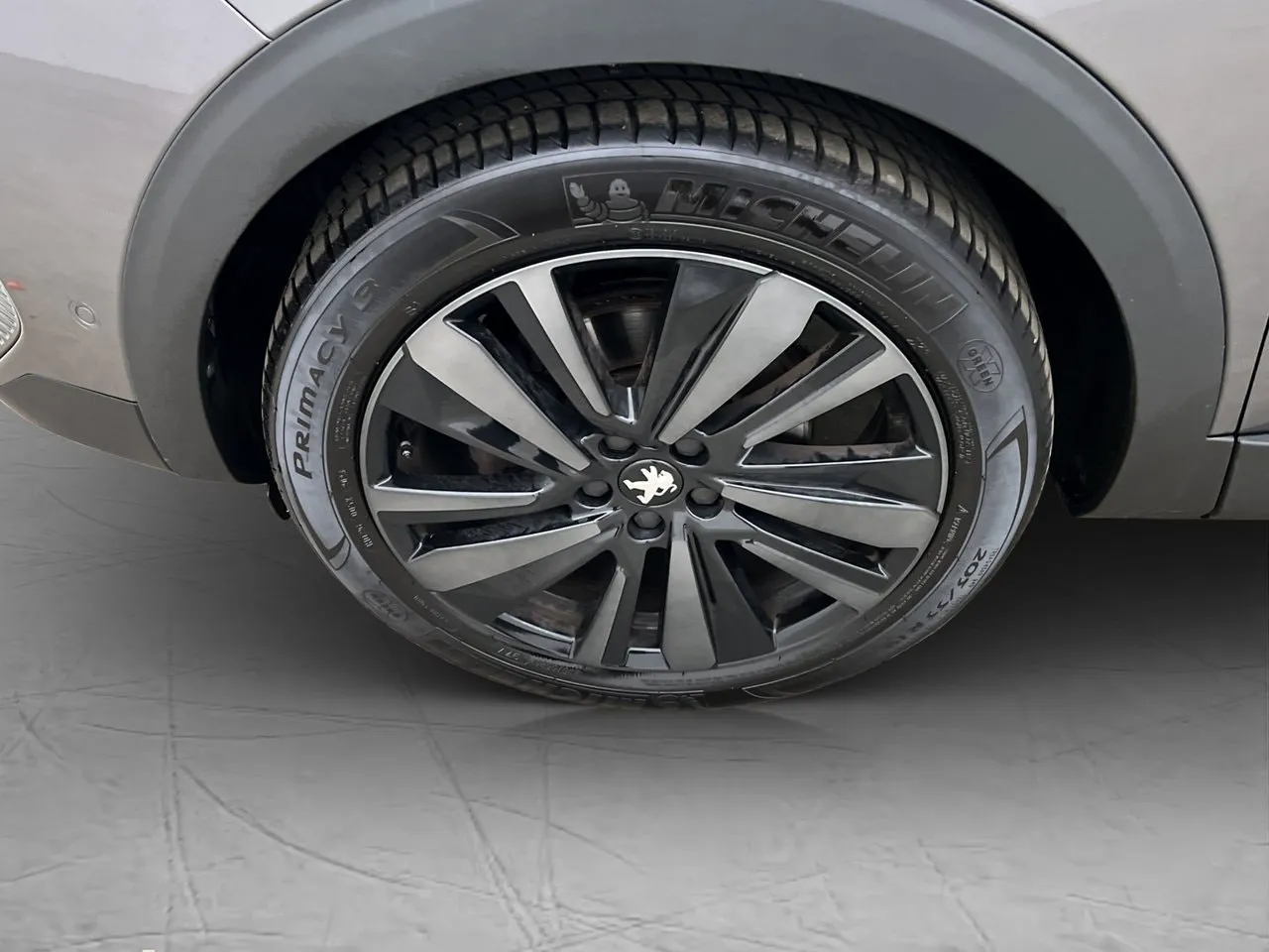 Vehicle image 36