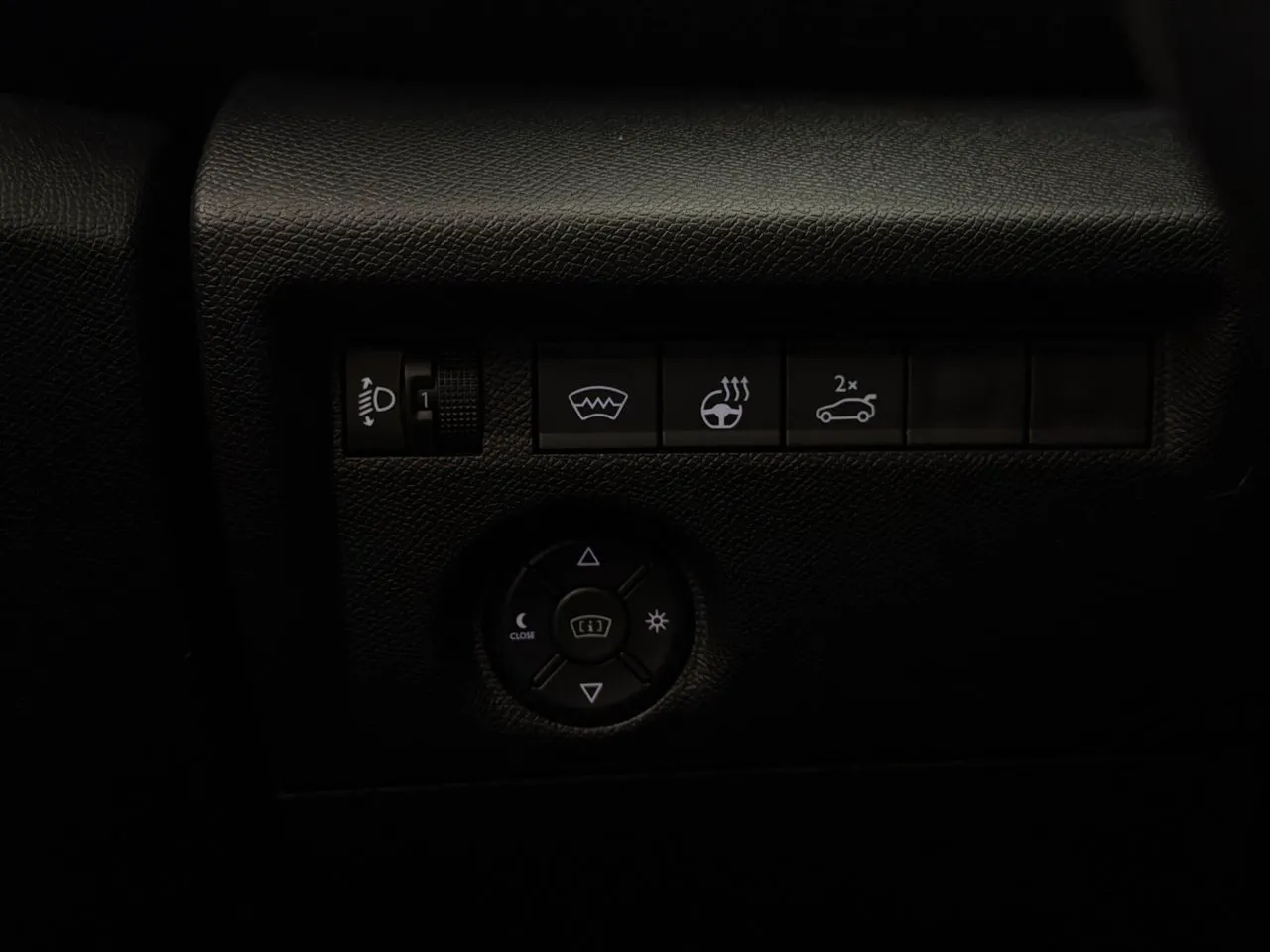 Vehicle image 29