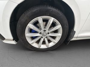 Volkswagen Passat bild 32