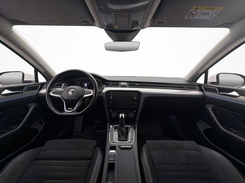 Volkswagen Passat bild 13