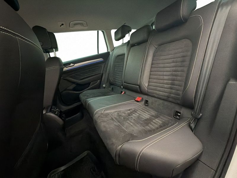 Volkswagen Passat bild 17