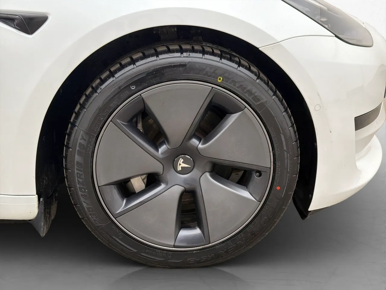 Vehicle image 36