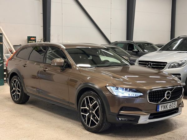 Volvo V90 Cross Country D4 AWD 190HK PRO DRAG KAMERA NAVI VOC BLIS P-SENS DVÄRM - 2018
