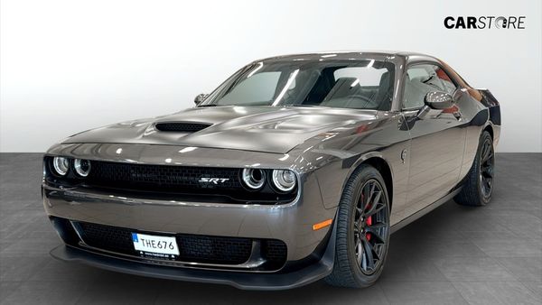 Dodge Challenger SRT HELLCAT (717hk) HARMAN KARDON - 2016