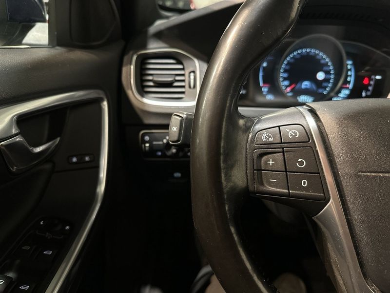 Volvo V60 bild 23