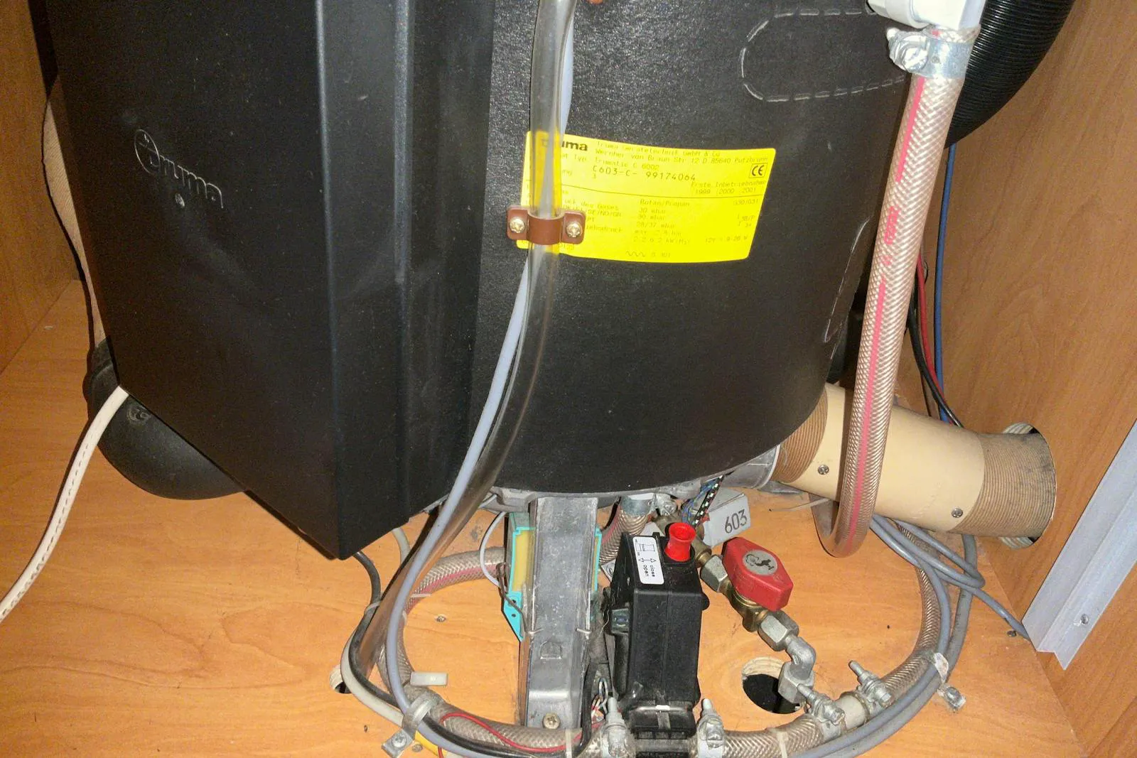 Vehicle image 20
