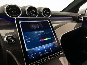 Mercedes GLC300 bild 21