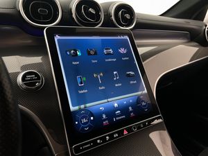 Mercedes GLC300 bild 19