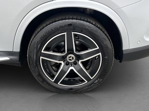 Mercedes GLC300 bild 35