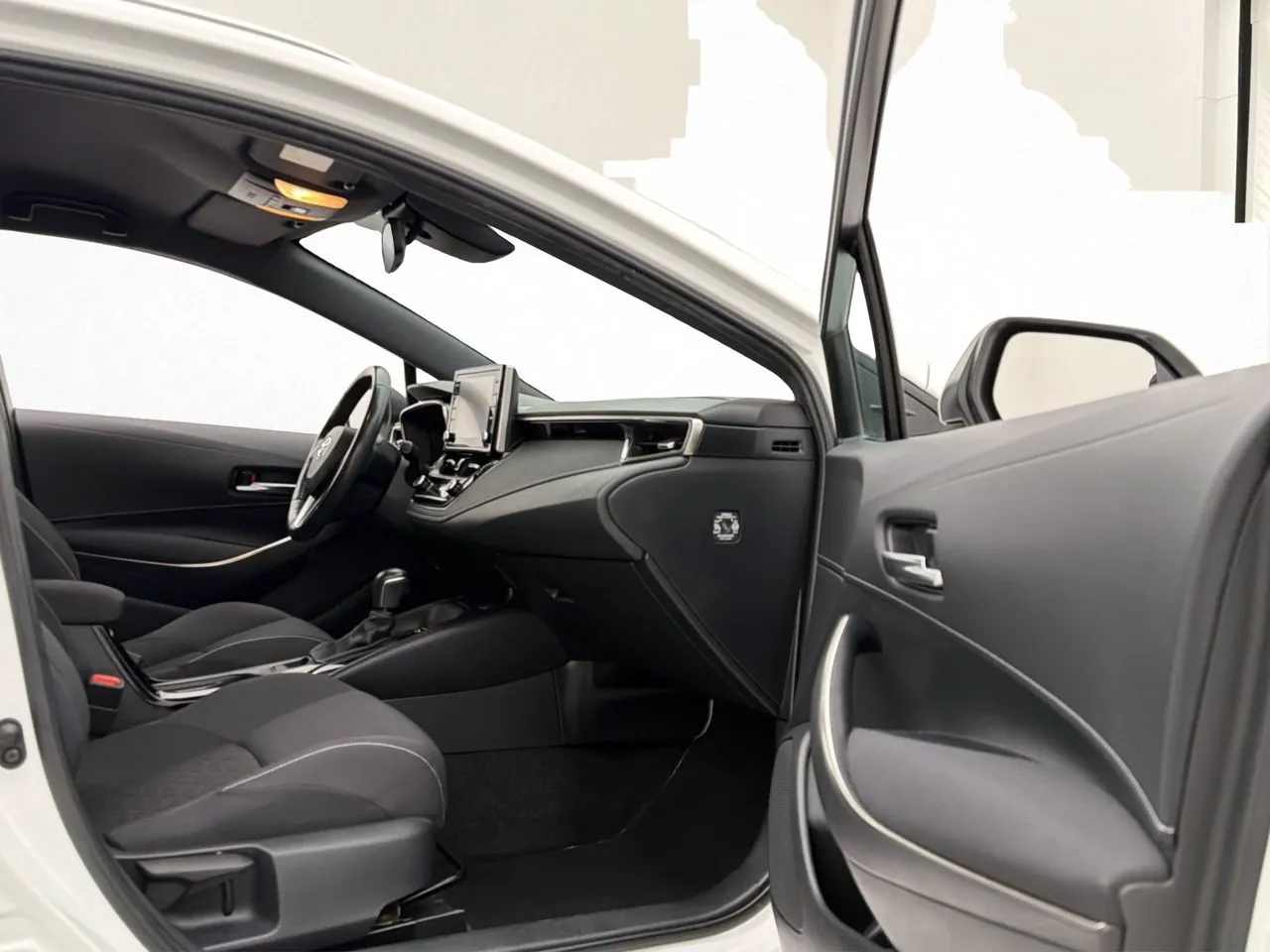 Vehicle image 21