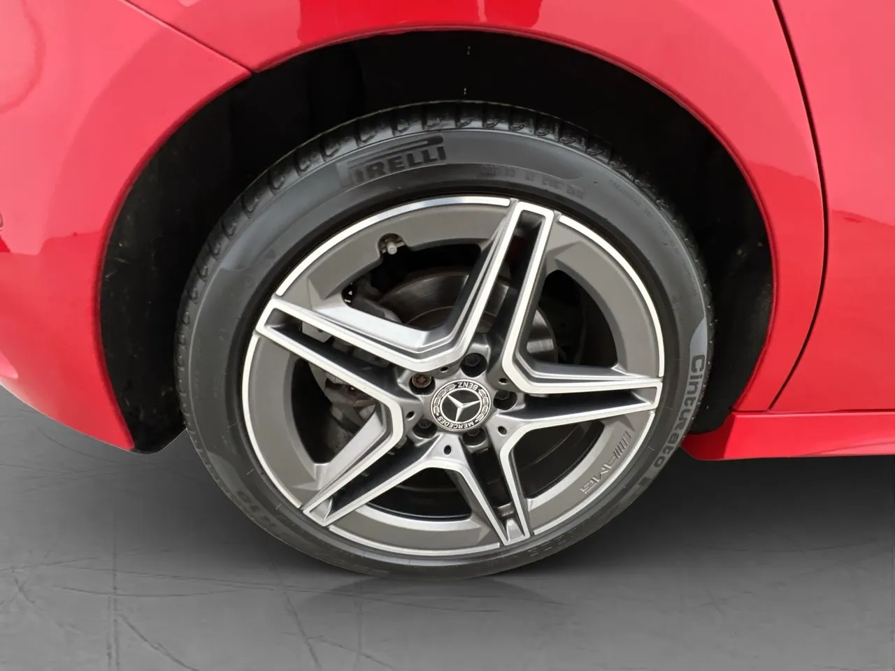 Vehicle image 31