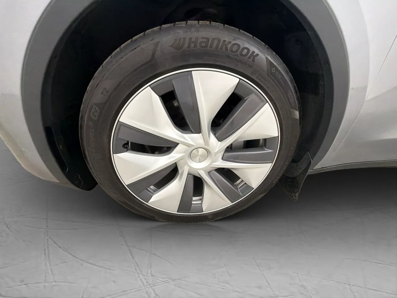 Vehicle image 31