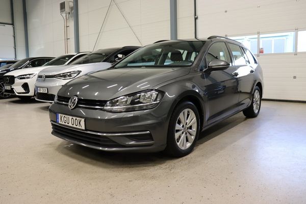 Volkswagen Golf Sportscombi 1.5 TSI GT Drag B-Kam Carplay B-Värm 150hk - 2020