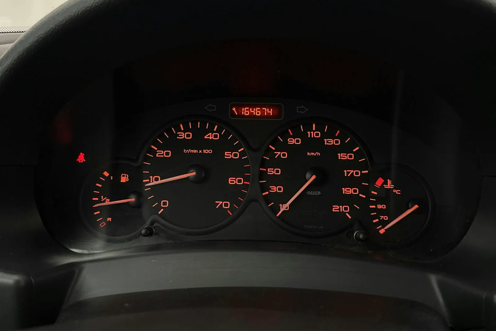 Vehicle image 8