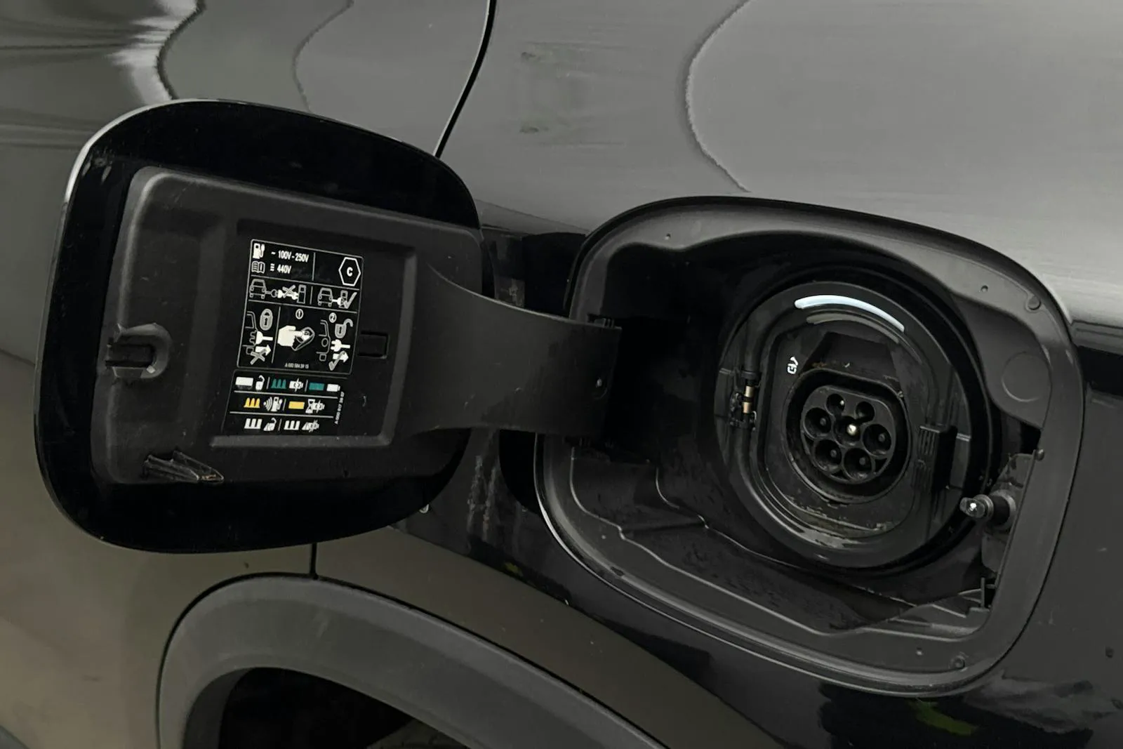 Vehicle image 20