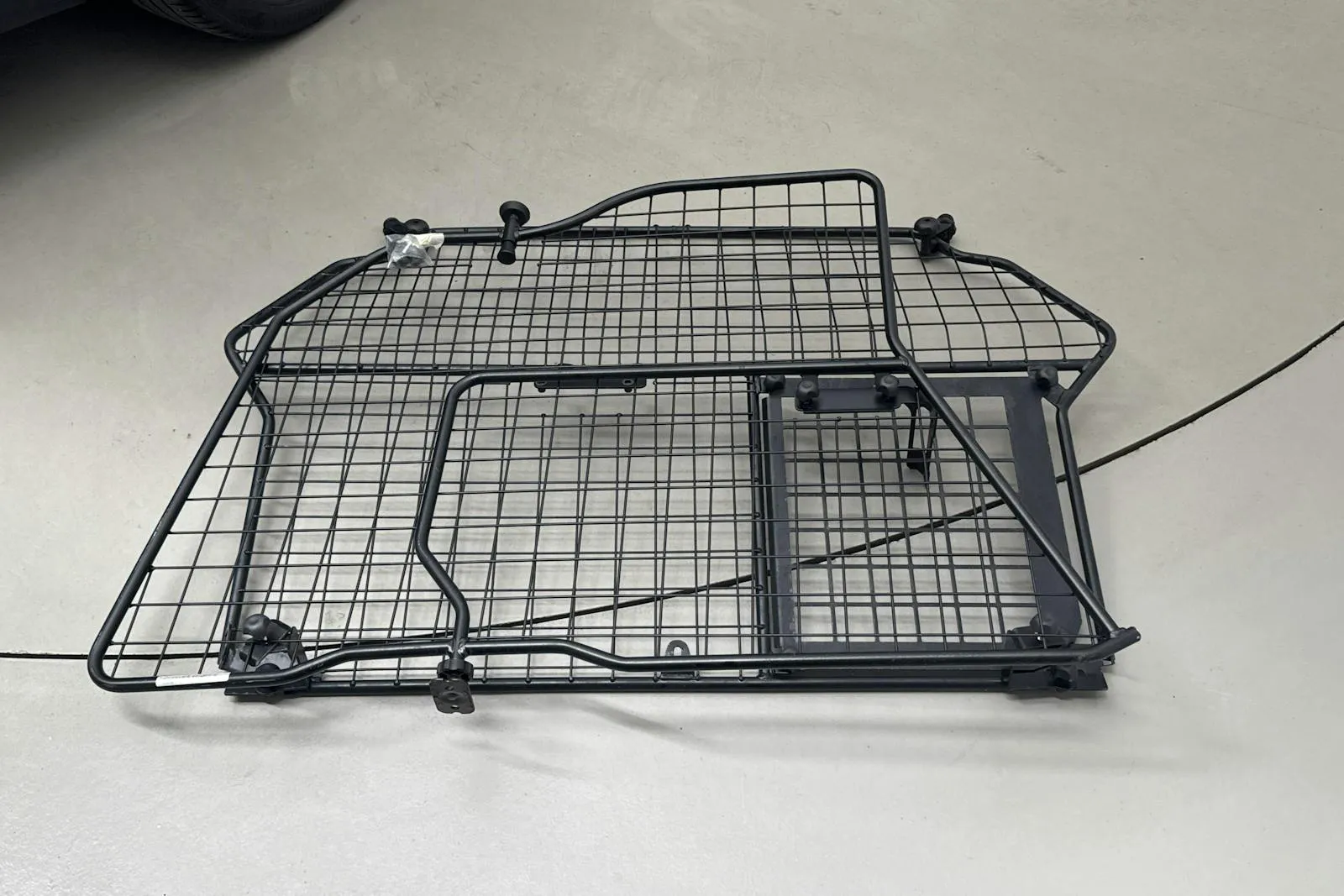 Vehicle image 18