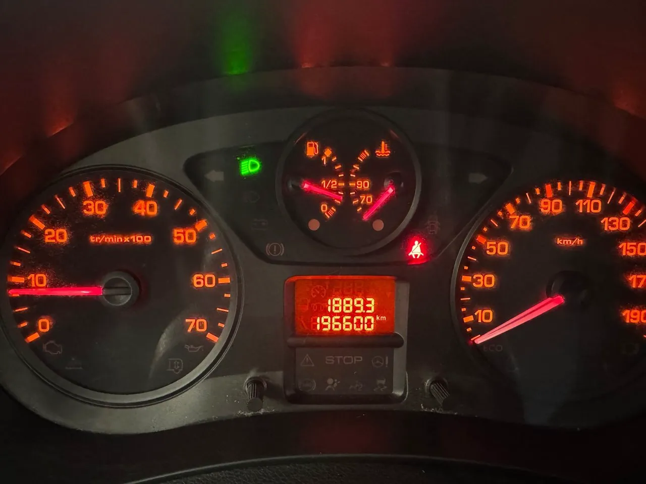 Vehicle image 18