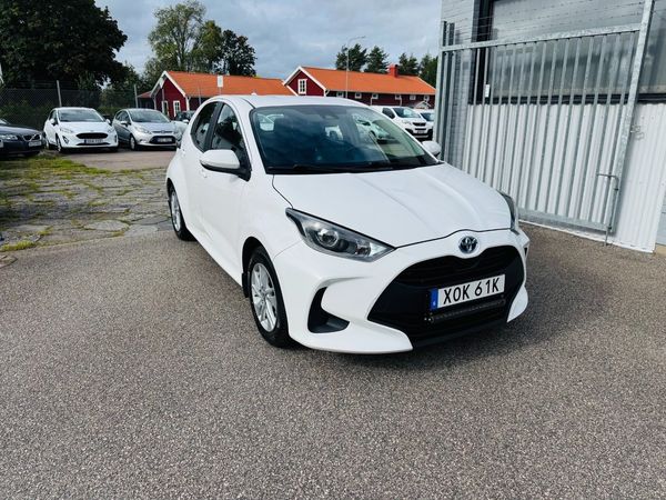 Toyota Yaris Hybrid 116HK ACTIVE / BACKKAMERA / VÄRMARE - 2022